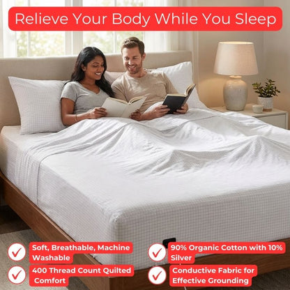 Couplelayinginearthingbed