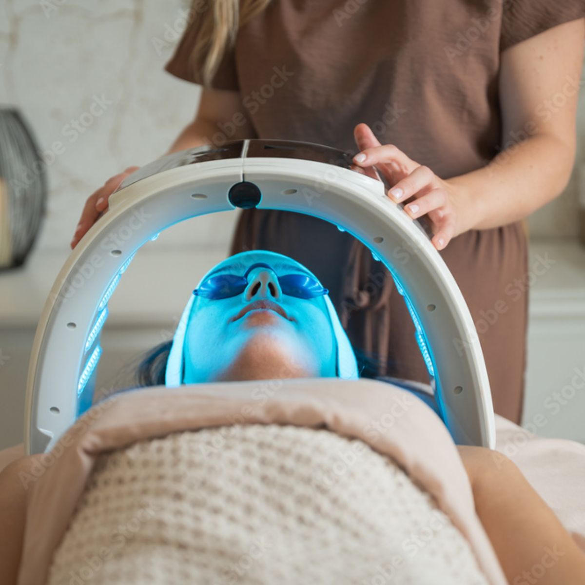 LED_Light_Therapy_Machine_Cyan_Mode