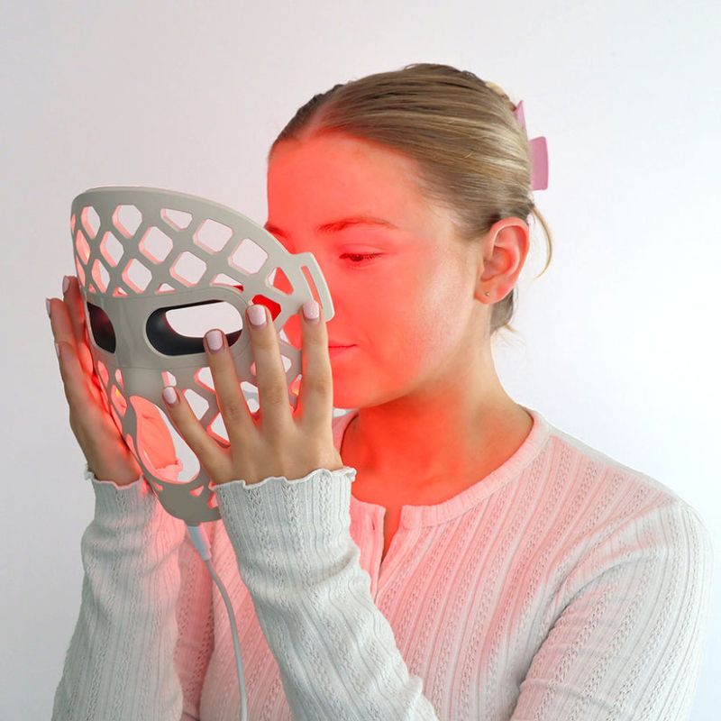 LED_Light_Therapy_mask_being_by_blonde