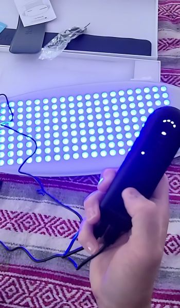 Professional_Light_Therapy_Machine_2