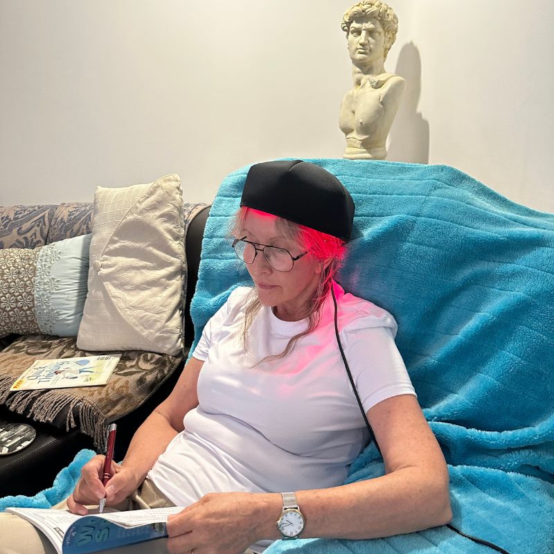 Red_Light_Therapy_Cap_for_Brain_Health