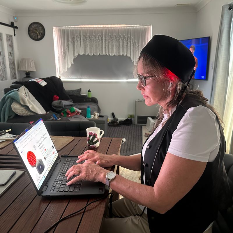 Red_Light_Therapy_Cap_for_Brain_Health_5