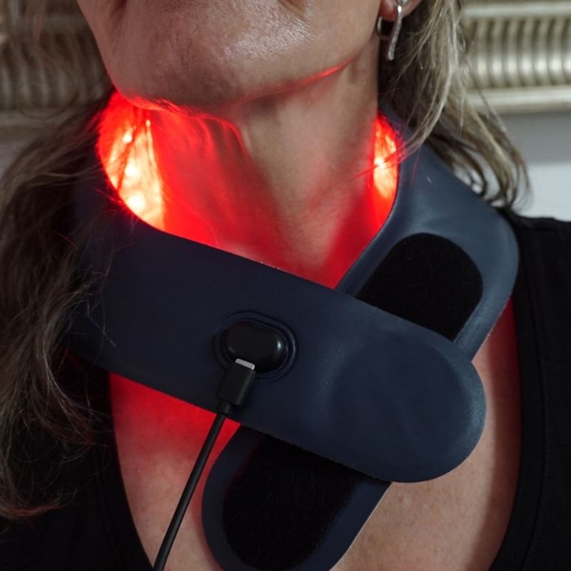Red_Light_Therapy_for_Neck_From_Front