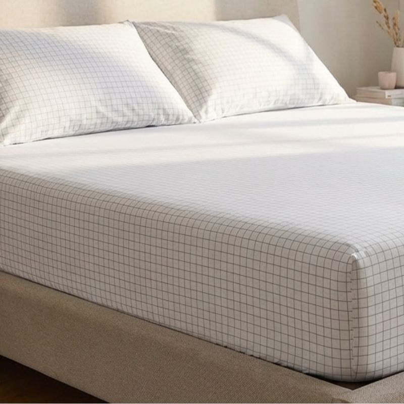 closeupofearthingbed