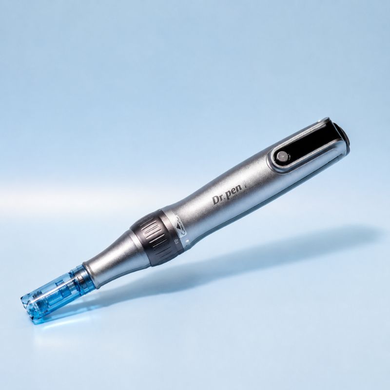 m8smicroneedlingpenfacingtotheleft