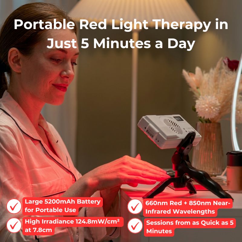 womanusingportableredlighttherapypanelontripod