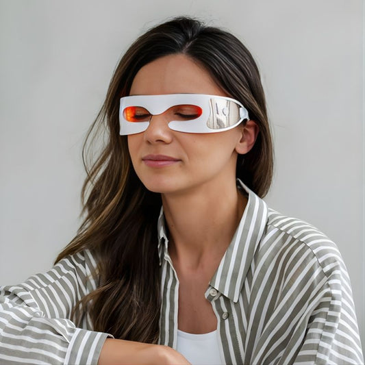 womanwearingtheredlighttherapyglasses
